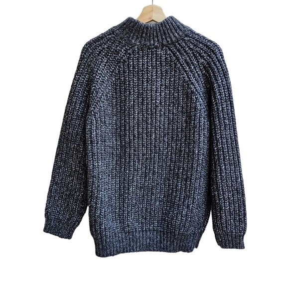 Wool Blend Beautiful Thick Knit Crew Neck Blue Heathered Sweater, Size Medium - Picture 1 of 7
